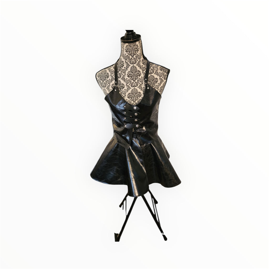 Black sheepskin 4 snap top